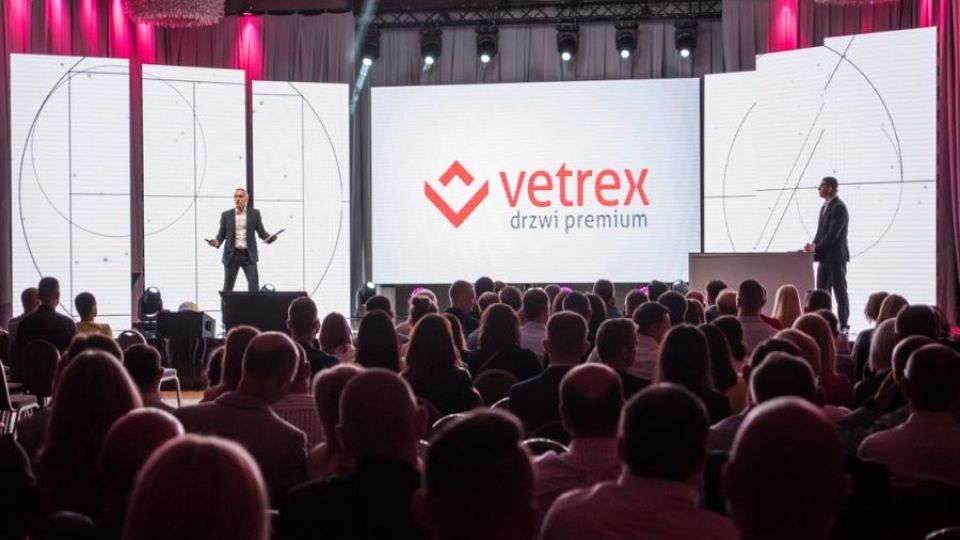 Premiera najnowszej oferty produktowej firmy Vetrex - Drzwi Premium